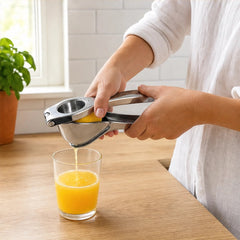 Zestwell™ – Stainless Steel Hand Press Citrus Squeezer for Lemons, Limes & Oranges + 50% OFF