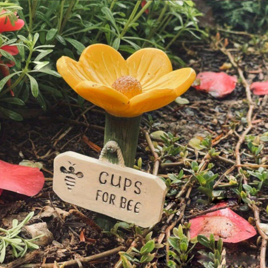 Beebloom – Flower-Shaped Bee Water Bowl, Garden & Patio Decor (2-Pack)- BUY 1 +1 FREE